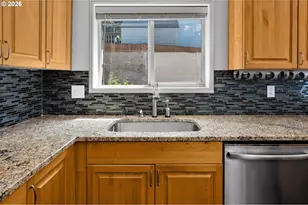 815 S 72nd St, Springfield, OR 97478 - Photo 17