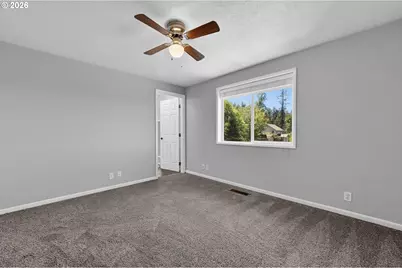 815 S 72nd St, Springfield, OR 97478 - Photo 25