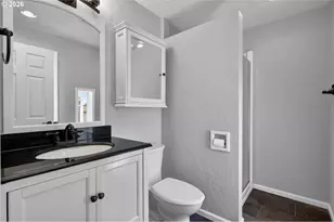 815 S 72nd St, Springfield, OR 97478 - Photo 27