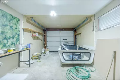 5982 G St, Springfield, OR 97478 - Photo 35