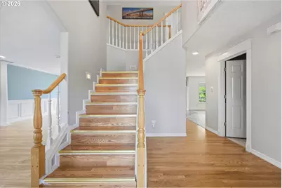 328 SW 38th Loop, Gresham, OR 97080 - Photo 9