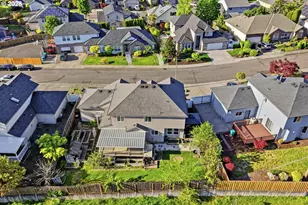 328 SW 38th Loop, Gresham, OR 97080 - Photo 5