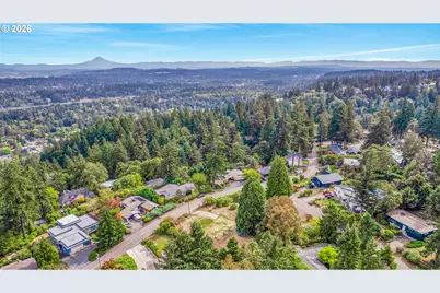 2665 Hillcrest Dr, West Linn, OR 97068 - Photo 13