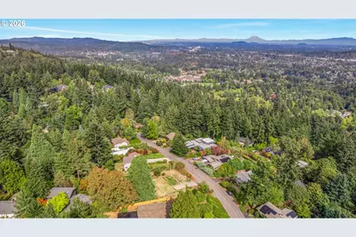 2665 Hillcrest Dr, West Linn, OR 97068 - Photo 17