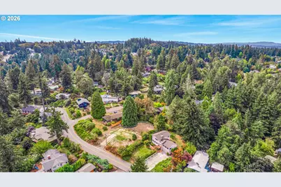 2665 Hillcrest Dr, West Linn, OR 97068 - Photo 11