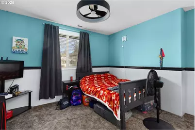 830 W Kenwood St, Roseburg, OR 97471 - Photo 15