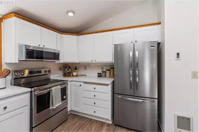 80926 Turkey Run Rd, Creswell, OR 97426 - Photo 9