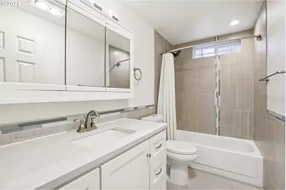 306 NW 134th St, Vancouver, WA 98685 - Photo 13