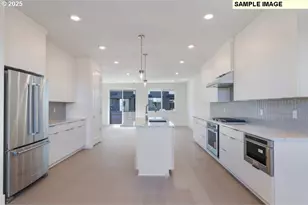 6420 NW Olympic Ln, Camas, WA 98607 - Photo 9