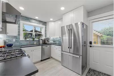 4612 NE 28th Ave, Portland, OR 97211 - Photo 15