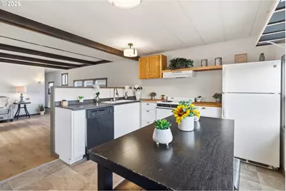 205 S 54th St #76, Springfield, OR 97478 - Photo 3