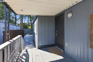 205 S 54th St, Springfield, OR 97478 - Photo 31