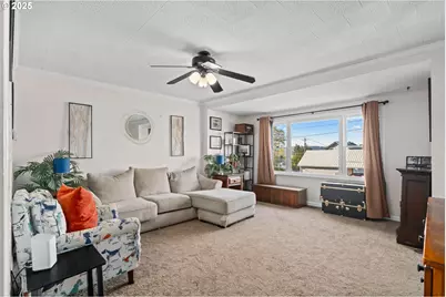 410 E D St, Rainier, OR 97048 - Photo 5