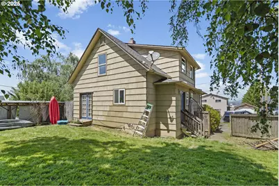 410 E D St, Rainier, OR 97048 - Photo 25