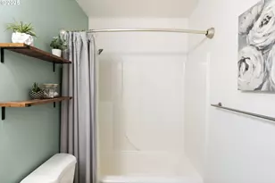 887 SW 198th Pl, Beaverton, OR 97003 - Photo 27