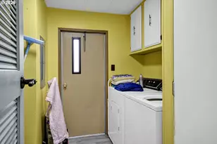 3760 Hwy 101, Florence, OR 97439 - Photo 17