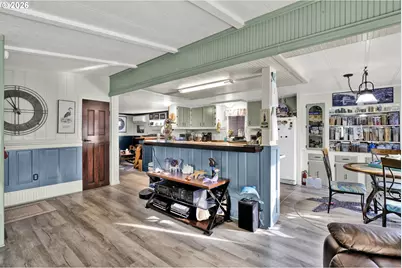 3760 Highway 101 #4, Florence, OR 97439 - Photo 7