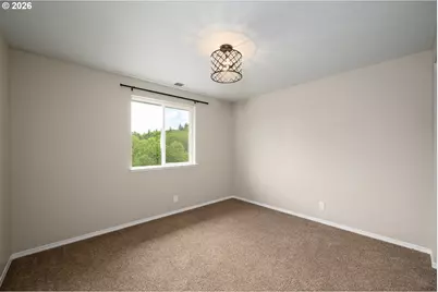 325 Kellisha Ln, Roseburg, OR 97471 - Photo 19