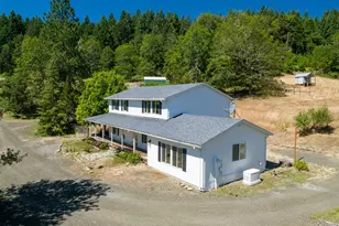 325 Kellisha Ln, Roseburg, OR 97471 - Photo 43