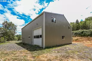 325 Kellisha Ln, Roseburg, OR 97471 - Photo 31