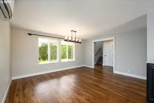 325 Kellisha Ln, Roseburg, OR 97471 - Photo 5