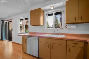 12401 NE 10th St, Vancouver, WA 98684 - Photo 17