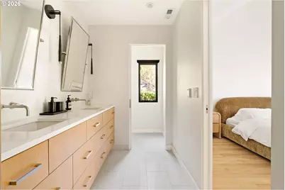 5202 SW Burton Dr, Portland, OR 97221 - Photo 17