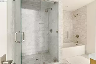 5202 SW Burton Dr, Portland, OR 97221 - Photo 31