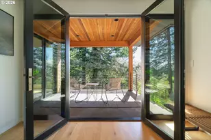 5202 SW Burton Dr, Portland, OR 97221 - Photo 37