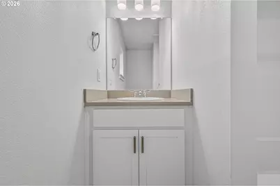 9277 E Burnside St, Portland, OR 97216 - Photo 17