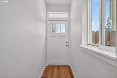 9277 E Burnside St, Portland, OR 97216 - Photo 3