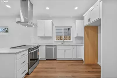 9277 E Burnside St, Portland, OR 97216 - Photo 5