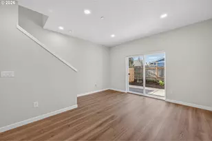 9277 E Burnside St, Portland, OR 97216 - Photo 7