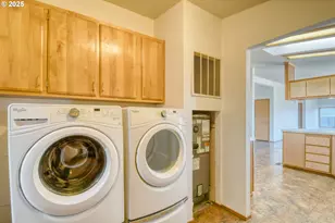 940 SE 9th St, Pendleton, OR 97801 - Photo 31