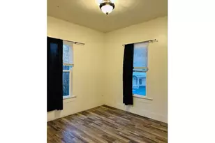 1914 SE Court Ave, Pendleton, OR 97801 - Photo 3