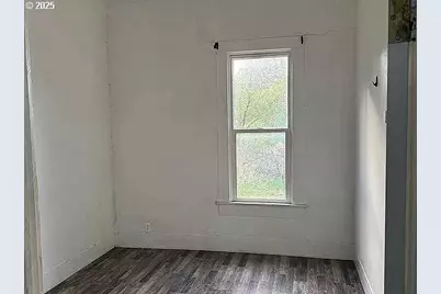 1914 SE Court Ave, Pendleton, OR 97801 - Photo 13