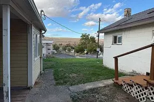 1914 SE Court Ave, Pendleton, OR 97801 - Photo 17