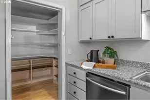 2769 NW Savier St, Portland, OR 97210 - Photo 17