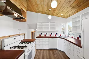 1707 Bridge St, The Dalles, OR 97058 - Photo 13