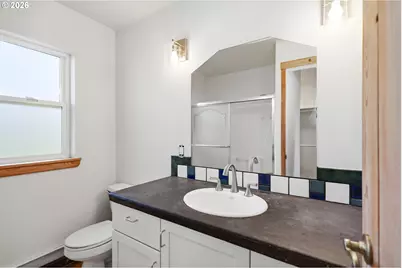 1707 Bridge St, The Dalles, OR 97058 - Photo 19