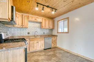 688 SW Cedar St, Pilot Rock, OR 97868 - Photo 11