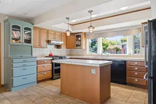 32165 SW East Lake Point, Wilsonville, OR 97070 - Photo 17