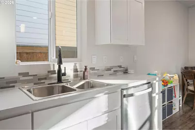 2985 W St, Springfield, OR 97477 - Photo 13