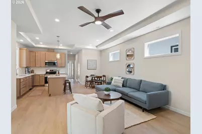 20661 NE Thompson Ter, Fairview, OR 97024 - Photo 5