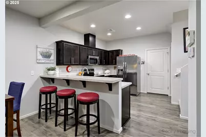 2170 SE 16th St, Gresham, OR 97080 - Photo 7