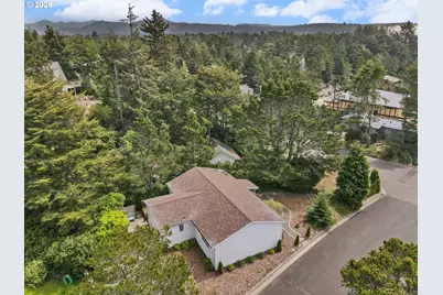 125 11th St, Florence, OR 97439 - Photo 41