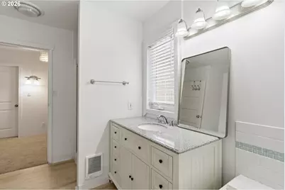 125 11th St, Florence, OR 97439 - Photo 29