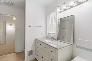 125 11th St, Florence, OR 97439 - Photo 29