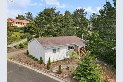 125 11th St, Florence, OR 97439 - Photo 41