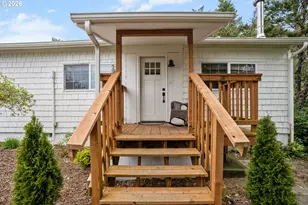 125 11th St, Florence, OR 97439 - Photo 19